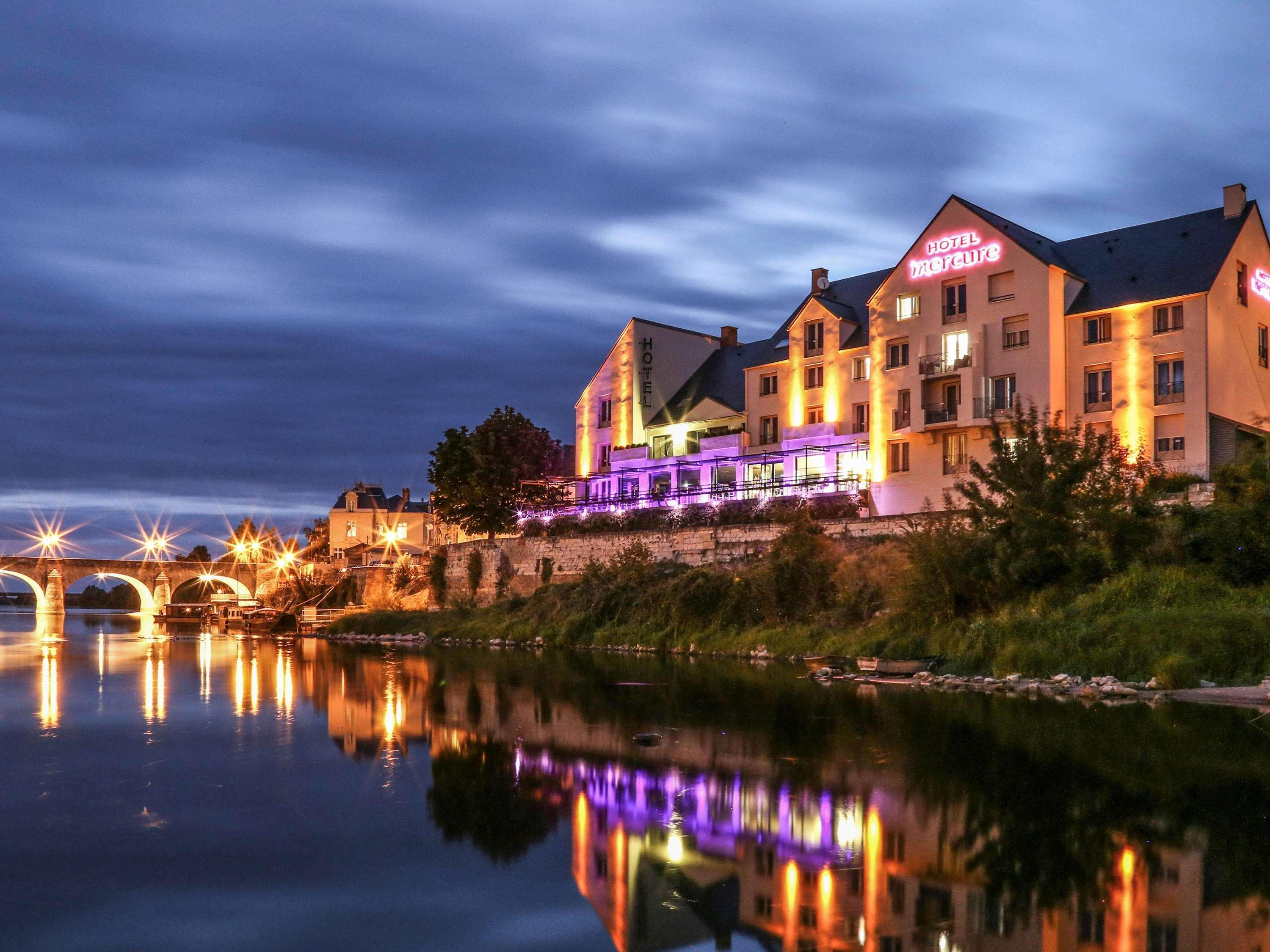 Mercure Bords De Loire Saumur Exterior foto