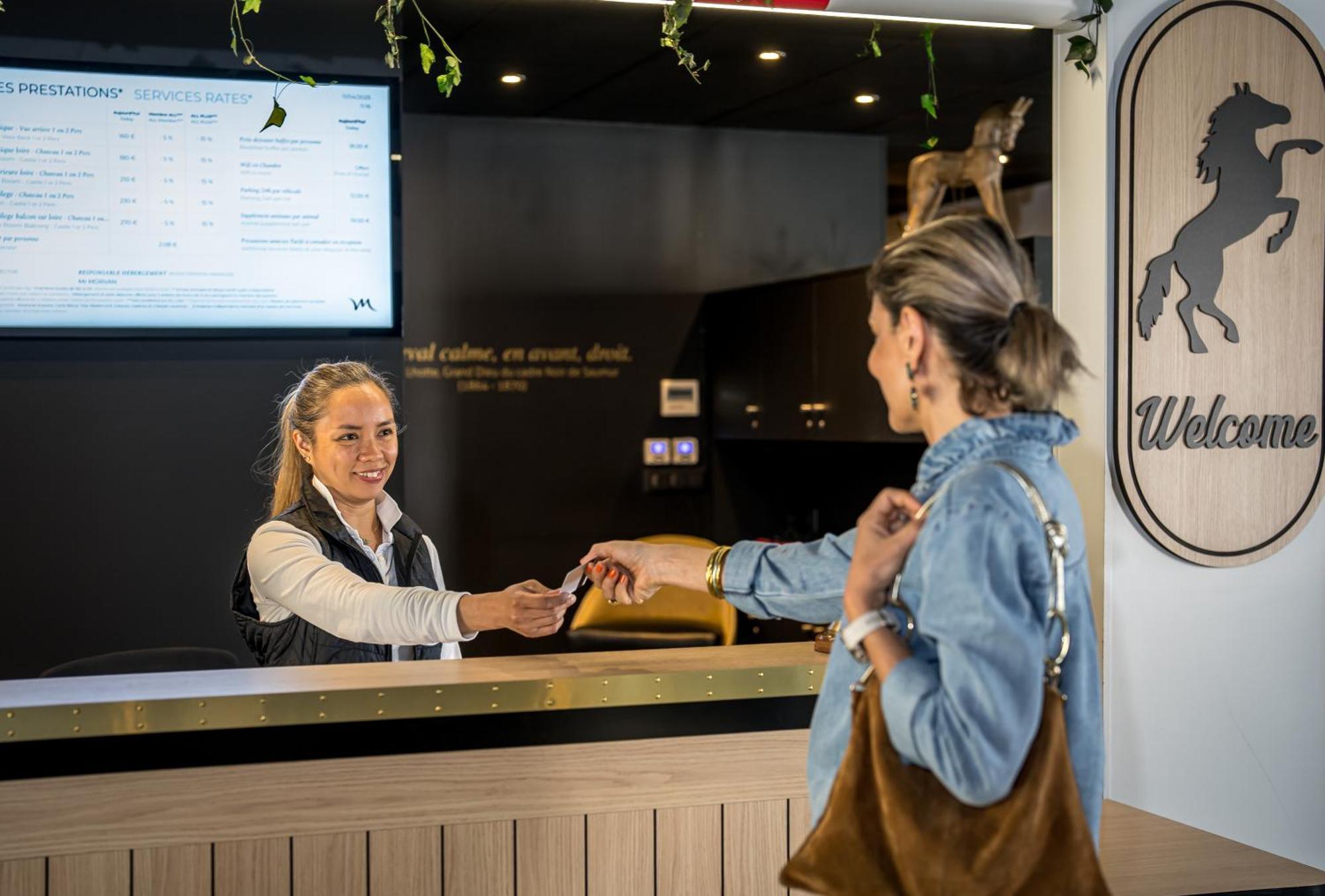 Mercure Bords De Loire Saumur Exterior foto