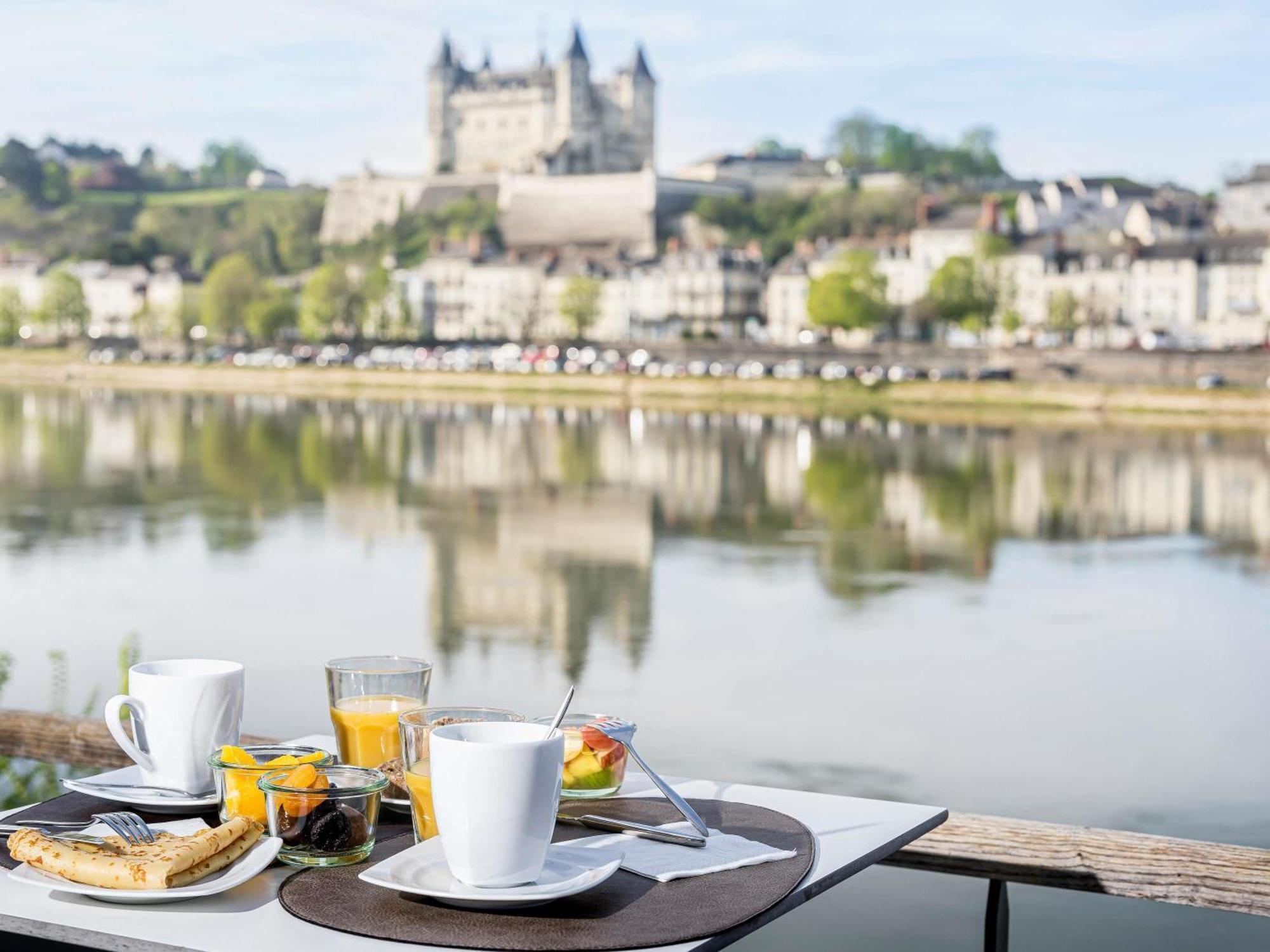 Mercure Bords De Loire Saumur Exterior foto