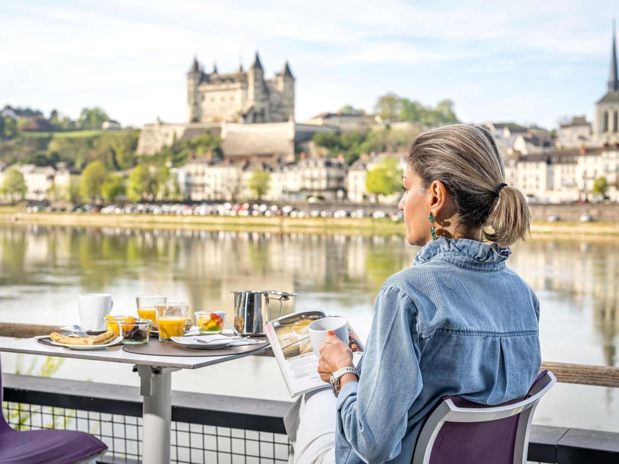 Mercure Bords De Loire Saumur Exterior foto